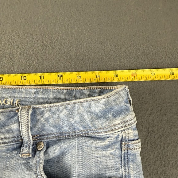 American Eagle Jeans Women's 8 Blue Kick Boot Cargo Pockets Light Wash Whiskered - Picture 11 of 14